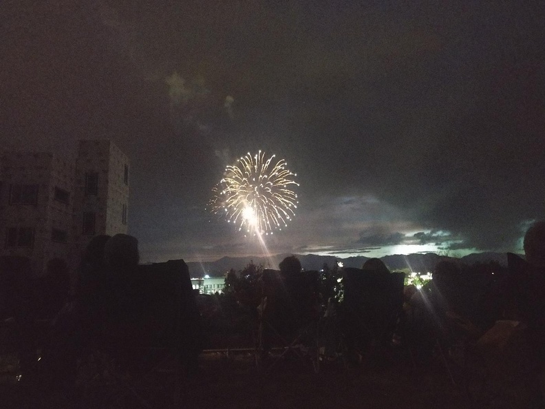 Fireworks at the garden (41).jpg