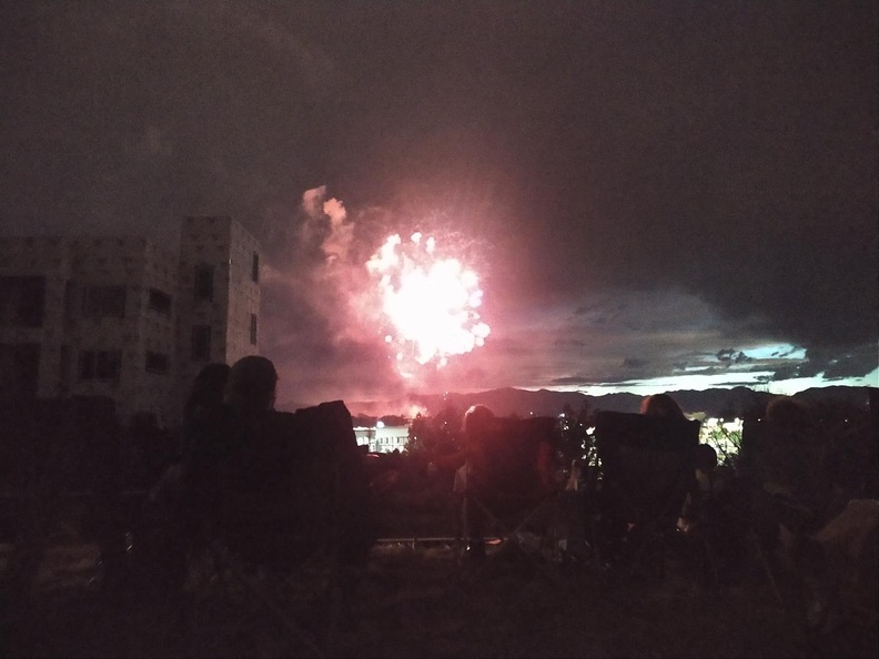 Fireworks at the garden (44).jpg
