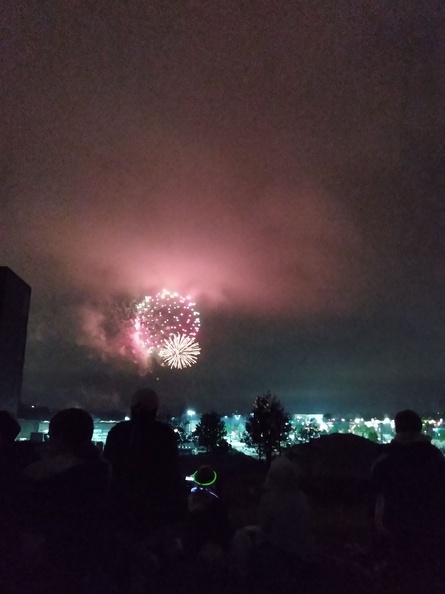 Fireworks at the garden (28).jpg